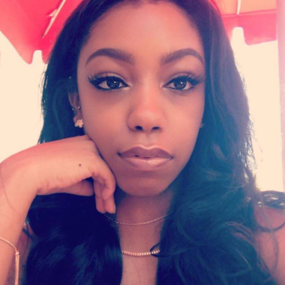 Meet your Posher, Selena